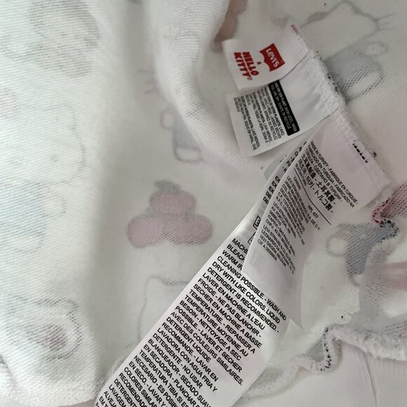Levi's® X Hello Kitty Unbasic Hoodie Size S  White Limited Edition Collection - Picture 14 of 16